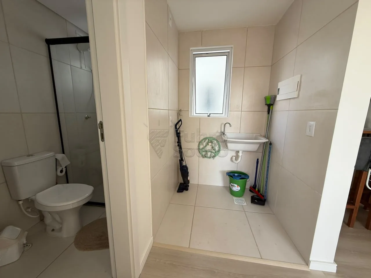 Comprar Apartamento / Padr&atilde;o em Pelotas R$ 350.000,00 - Foto 7