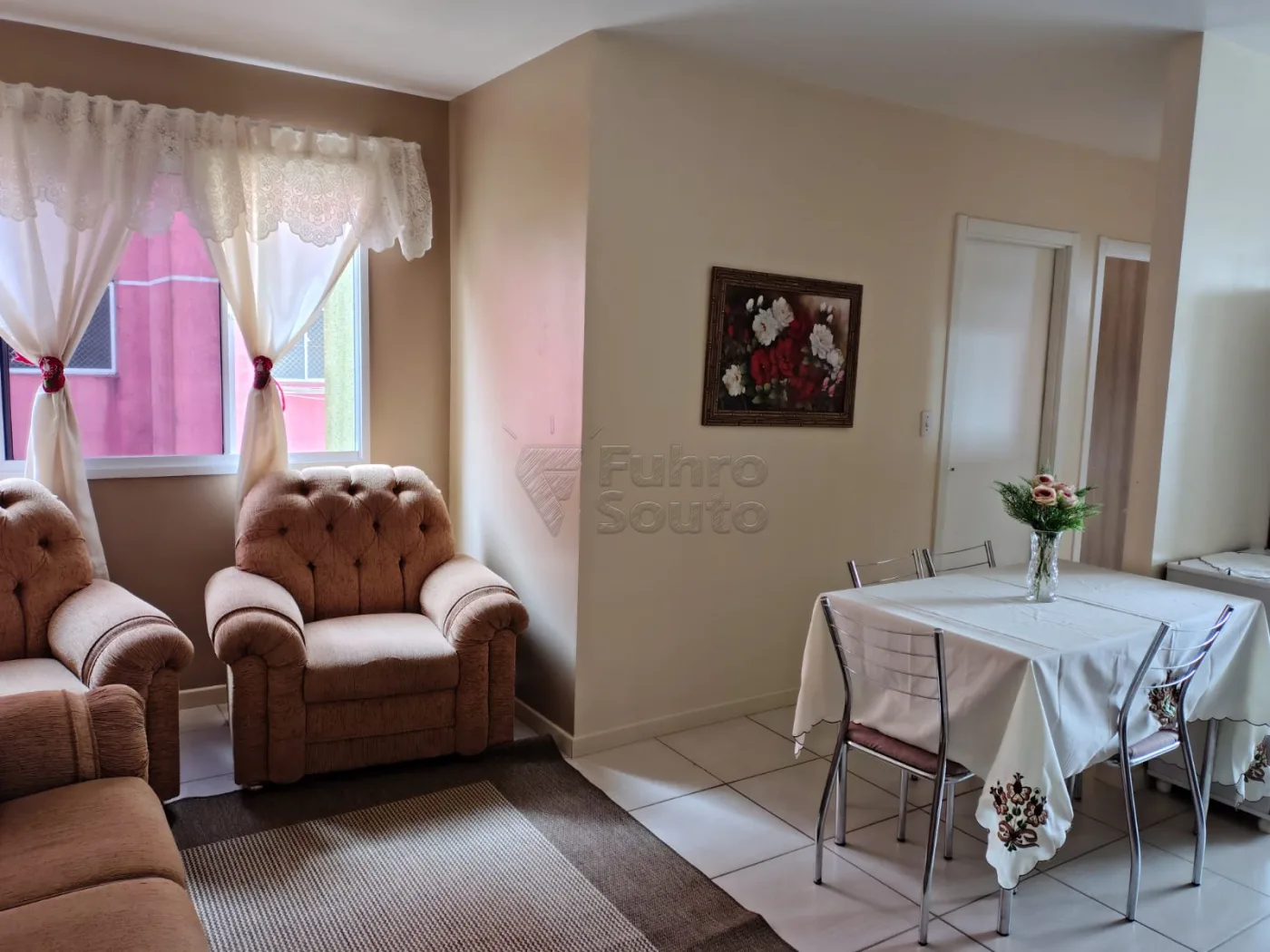 Comprar Apartamento / Padr&atilde;o em Pelotas R$ 170.000,00 - Foto 1