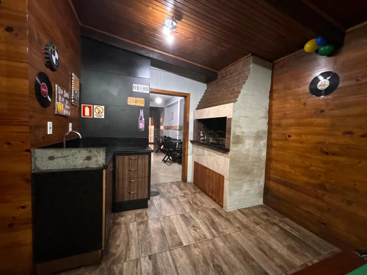 Comprar Comercial / Pr&eacute;dio em Pelotas R$ 750.000,00 - Foto 7