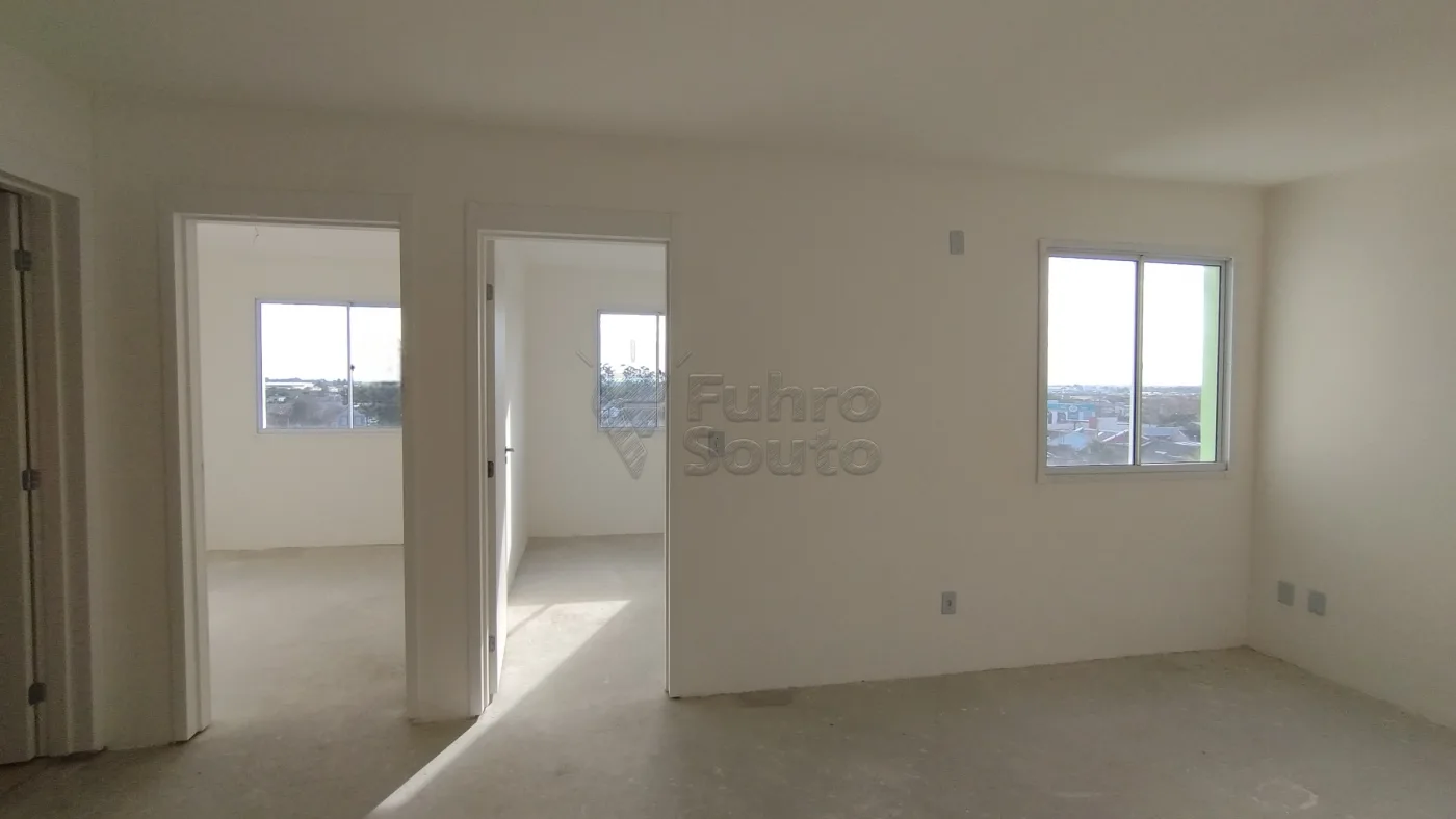 Comprar Apartamento / Padr&atilde;o em Pelotas R$ 140.000,00 - Foto 7