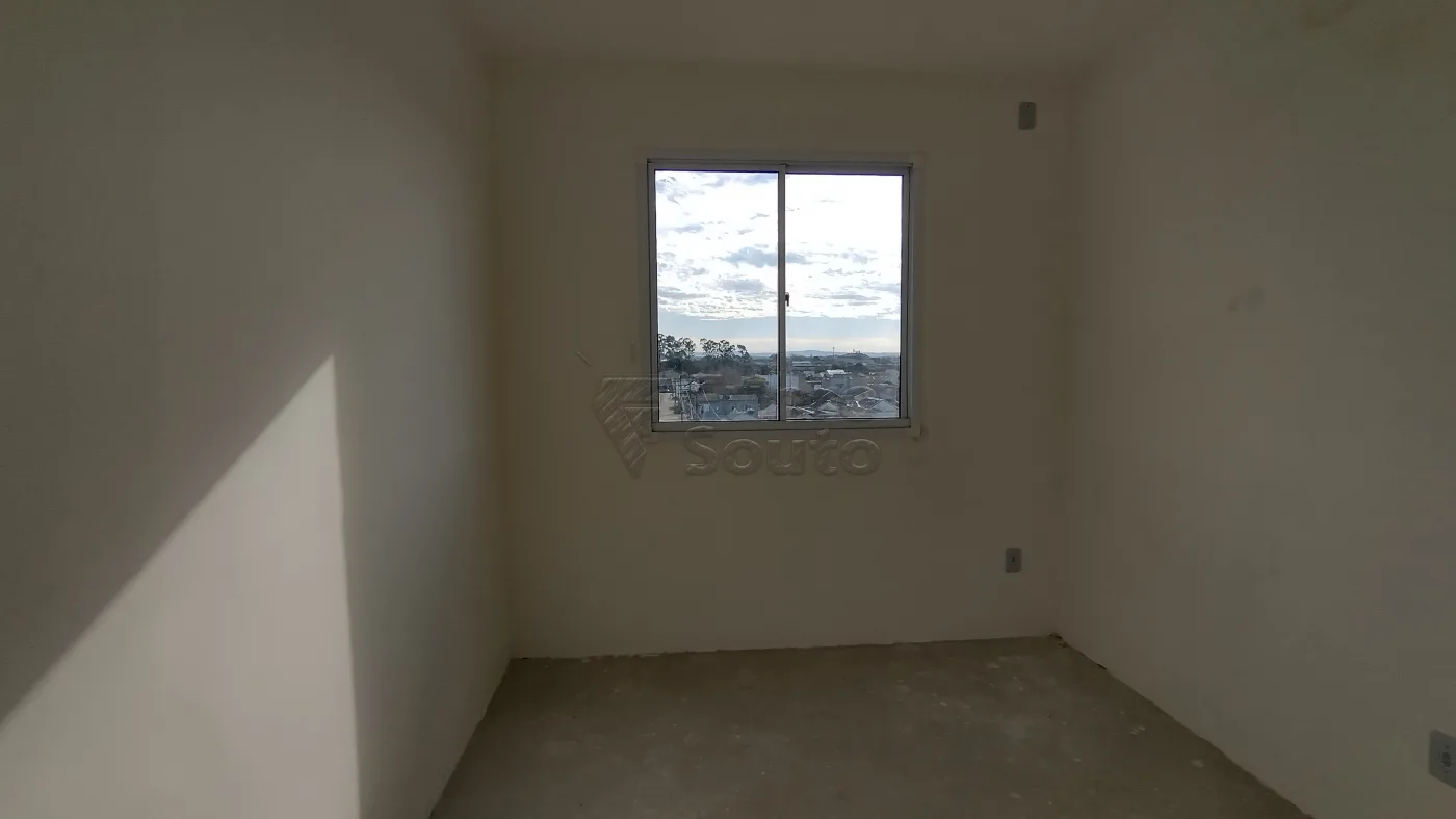 Comprar Apartamento / Padr&atilde;o em Pelotas R$ 140.000,00 - Foto 8
