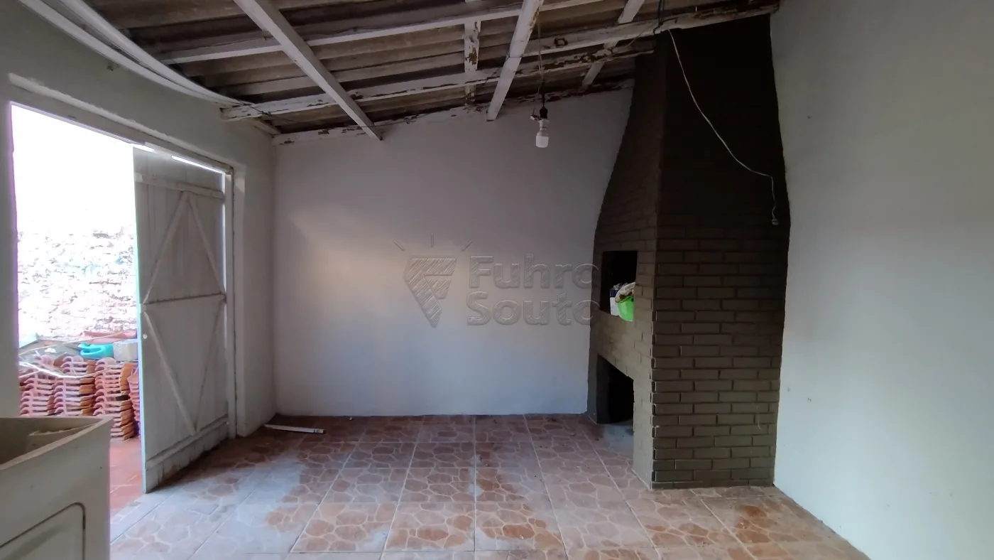 Comprar Casa / Padr&atilde;o em Pelotas R$ 320.000,00 - Foto 16