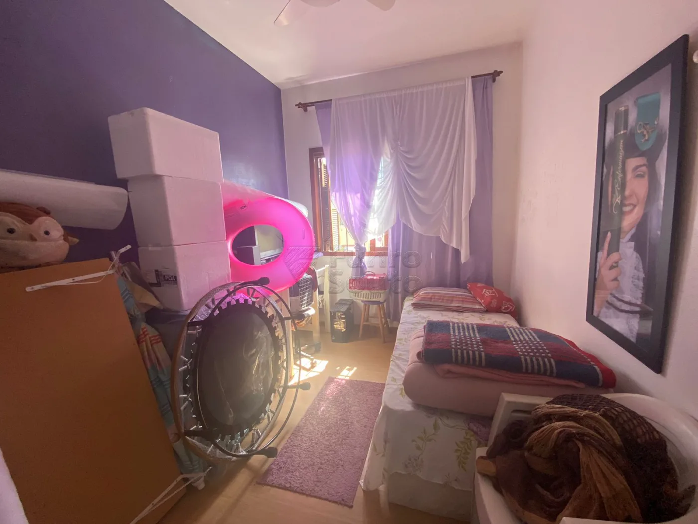 Comprar Casa / Padr&atilde;o em Pelotas R$ 458.000,00 - Foto 5
