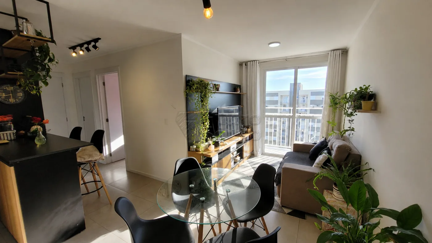 Comprar Apartamento / Padr&atilde;o em Pelotas R$ 369.000,00 - Foto 2