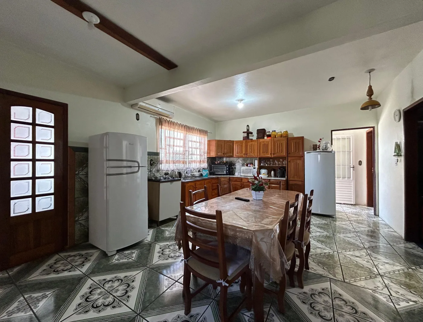 Comprar Casa / Padr&atilde;o em Pelotas R$ 480.000,00 - Foto 4