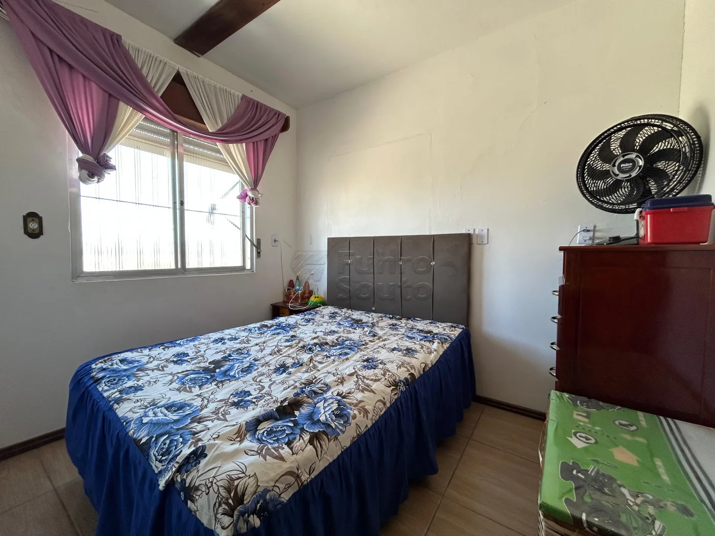 Comprar Casa / Padr&atilde;o em Pelotas R$ 480.000,00 - Foto 7