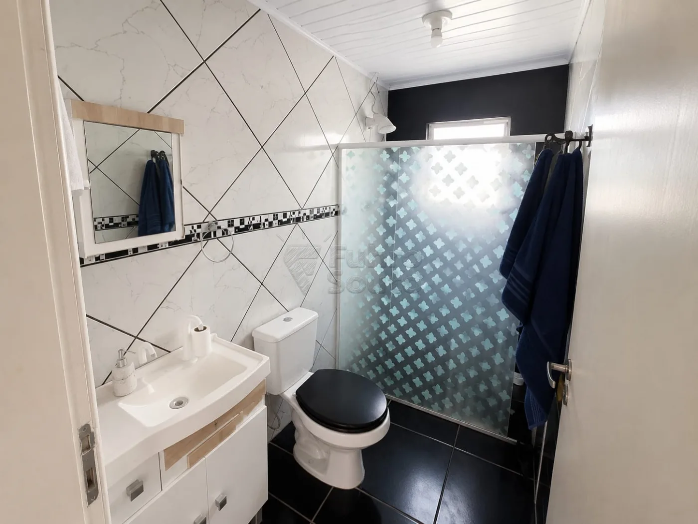 Comprar Casa / Condom&iacute;nio em Pelotas R$ 281.000,00 - Foto 11