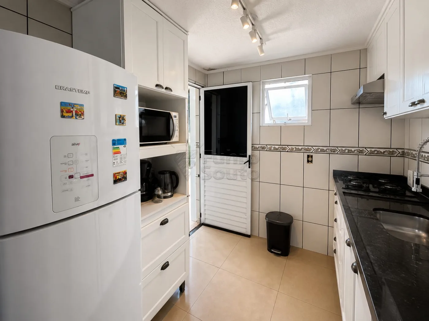 Comprar Casa / Condom&iacute;nio em Pelotas R$ 281.000,00 - Foto 5