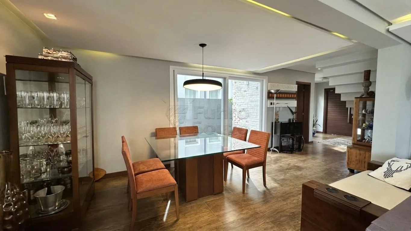 Comprar Casa / Condom&iacute;nio em Pelotas R$ 2.500.000,00 - Foto 3