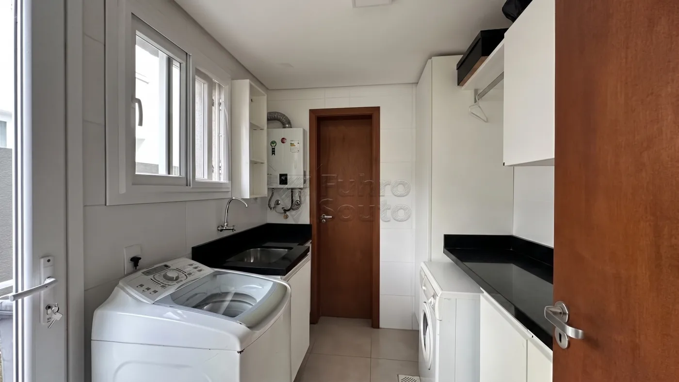 Comprar Casa / Condom&iacute;nio em Pelotas R$ 2.500.000,00 - Foto 7