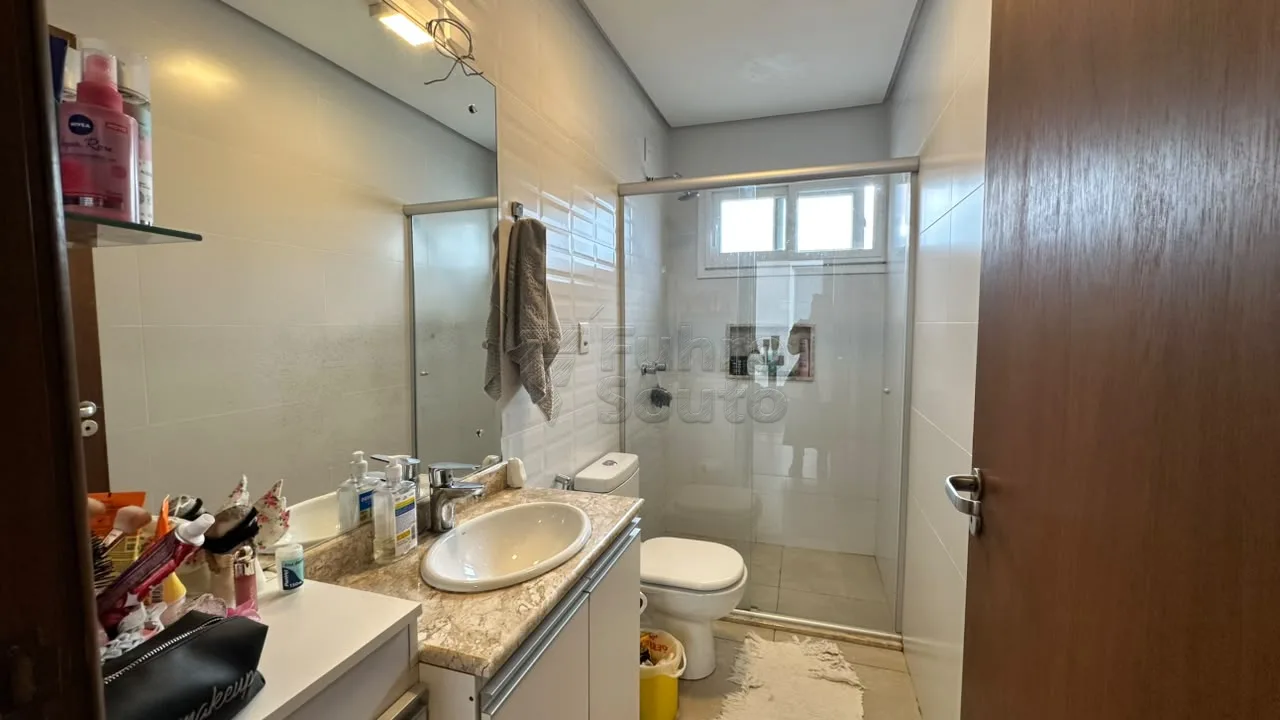 Comprar Casa / Condom&iacute;nio em Pelotas R$ 2.500.000,00 - Foto 26