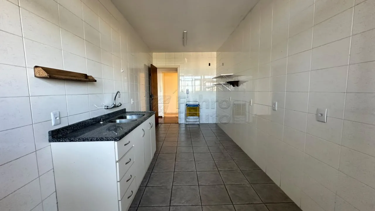 Comprar Apartamento / Padr&atilde;o em Pelotas R$ 700.000,00 - Foto 7