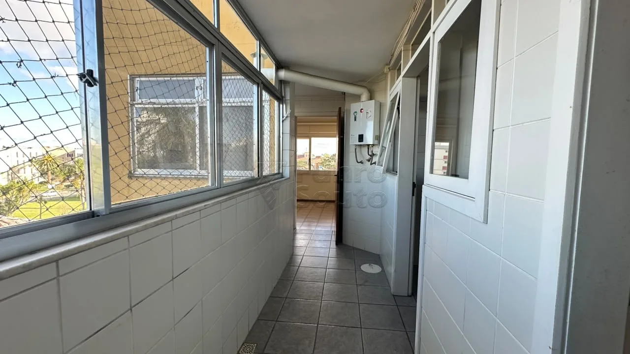 Comprar Apartamento / Padr&atilde;o em Pelotas R$ 700.000,00 - Foto 21