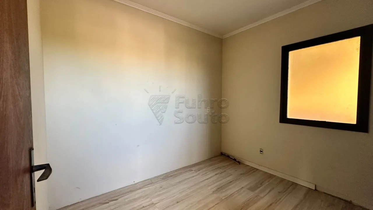 Comprar Apartamento / Padr&atilde;o em Pelotas R$ 700.000,00 - Foto 15