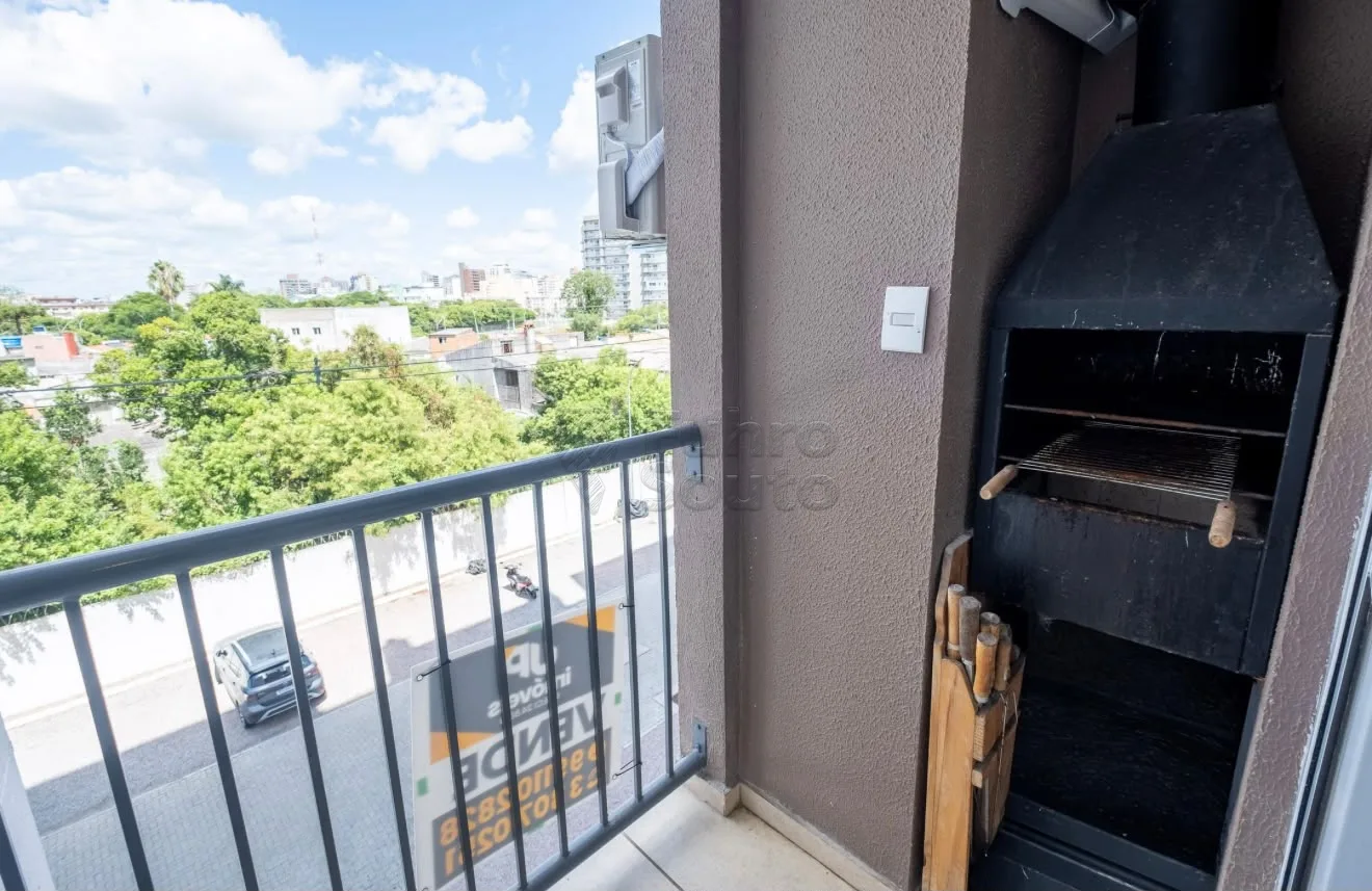 Comprar Apartamento / Padr&atilde;o em Pelotas R$ 280.000,00 - Foto 6