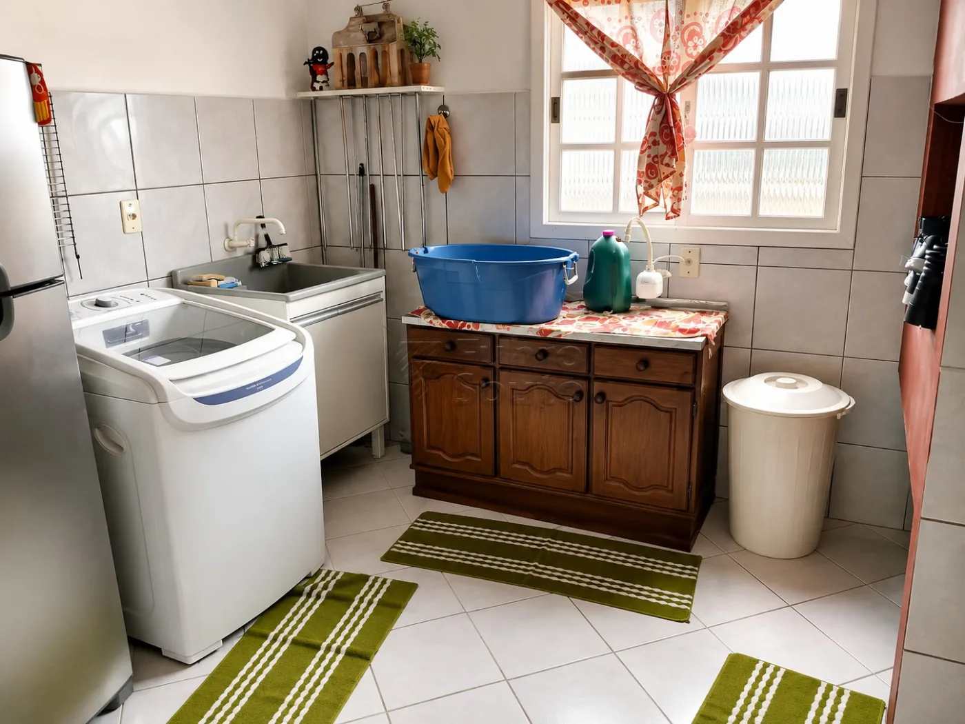 Comprar Casa / Padr&atilde;o em Pelotas R$ 590.000,00 - Foto 9