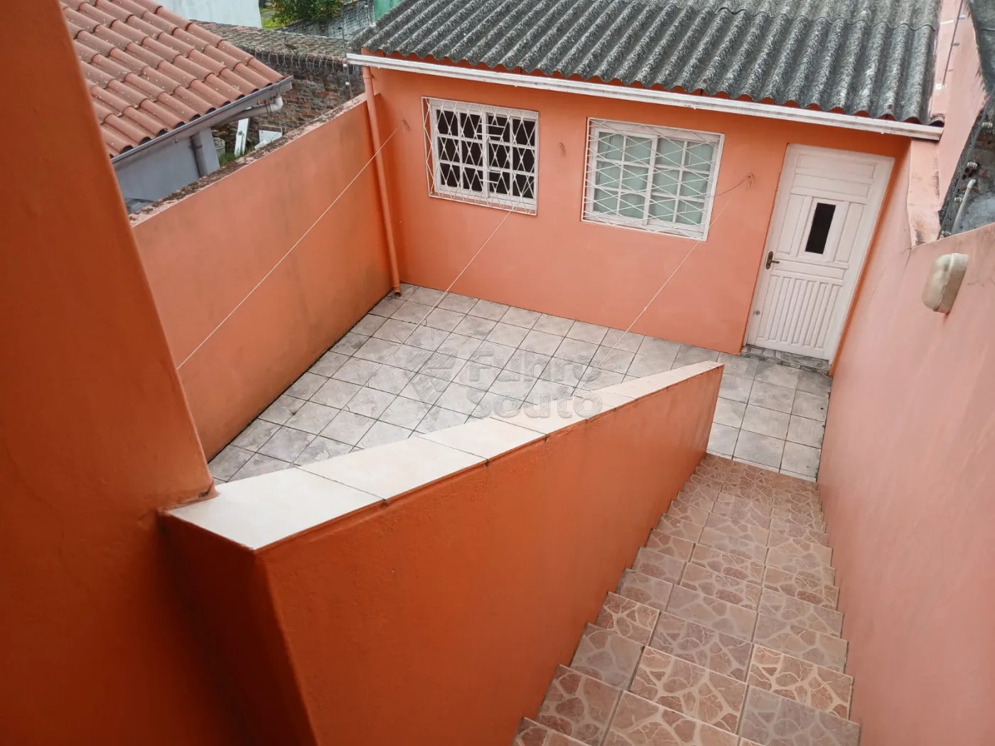 Comprar Casa / Padr&atilde;o em Pelotas R$ 590.000,00 - Foto 11