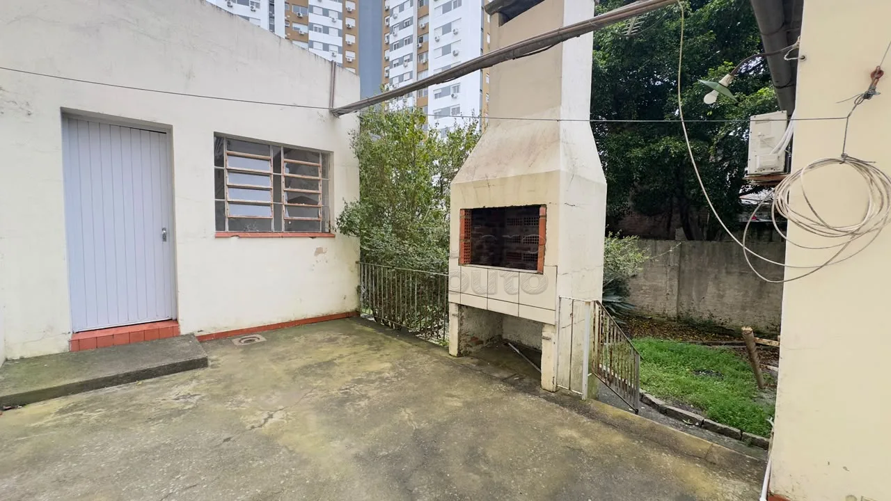 Comprar Casa / Padr&atilde;o em Pelotas R$ 920.000,00 - Foto 12