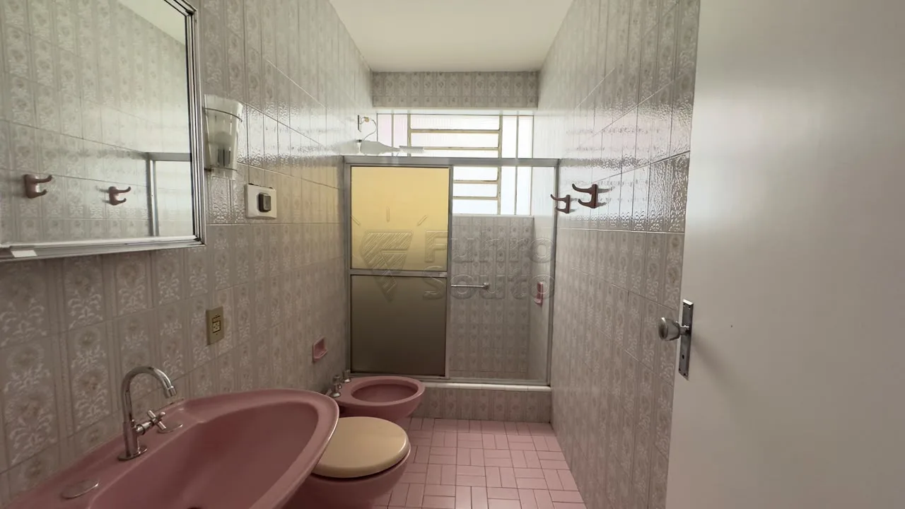 Comprar Casa / Padr&atilde;o em Pelotas R$ 920.000,00 - Foto 7