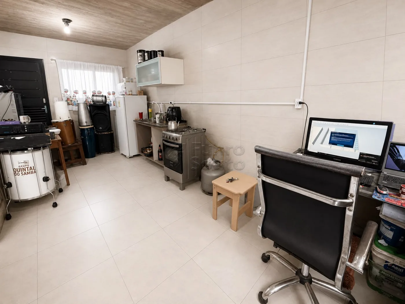 Comprar Casa / Padr&atilde;o em Pelotas R$ 280.000,00 - Foto 1