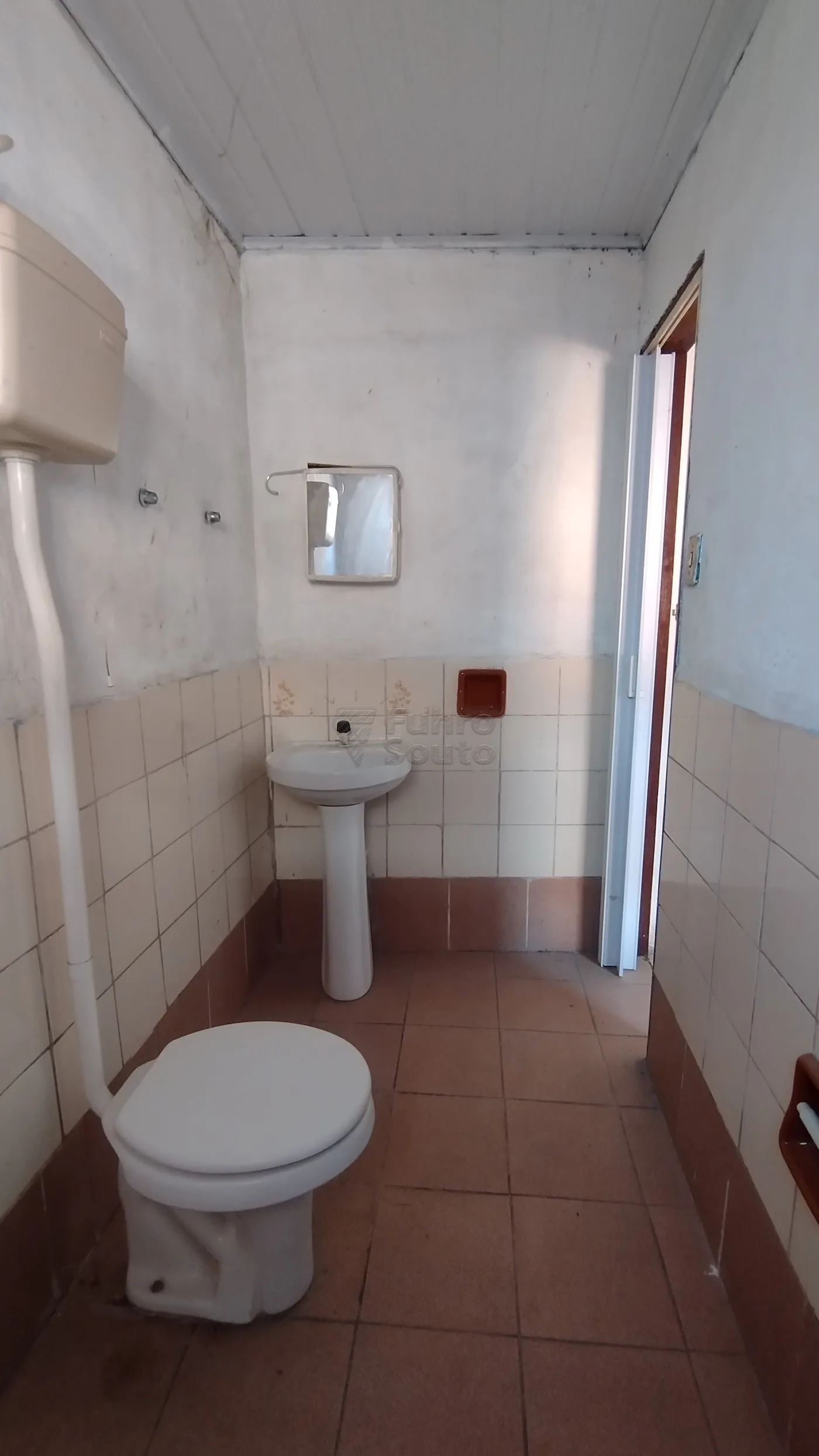 Comprar Casa / Padr&atilde;o em Pelotas R$ 350.000,00 - Foto 19