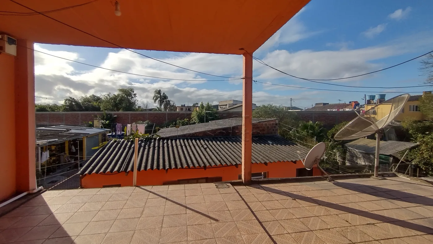 Comprar Casa / Padr&atilde;o em Pelotas R$ 350.000,00 - Foto 32