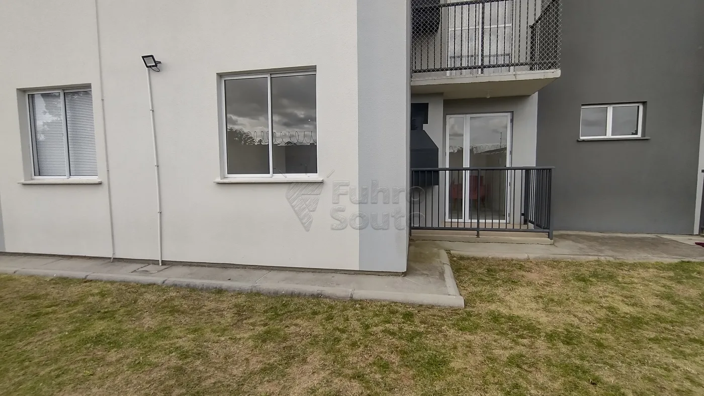 Comprar Apartamento / Padr&atilde;o em Pelotas R$ 195.000,00 - Foto 9