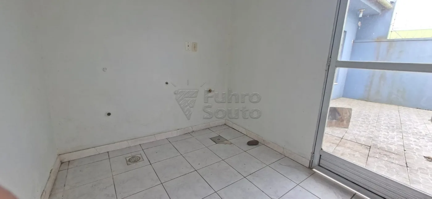 Comprar Casa / Padr&atilde;o em Pelotas R$ 890.000,00 - Foto 34
