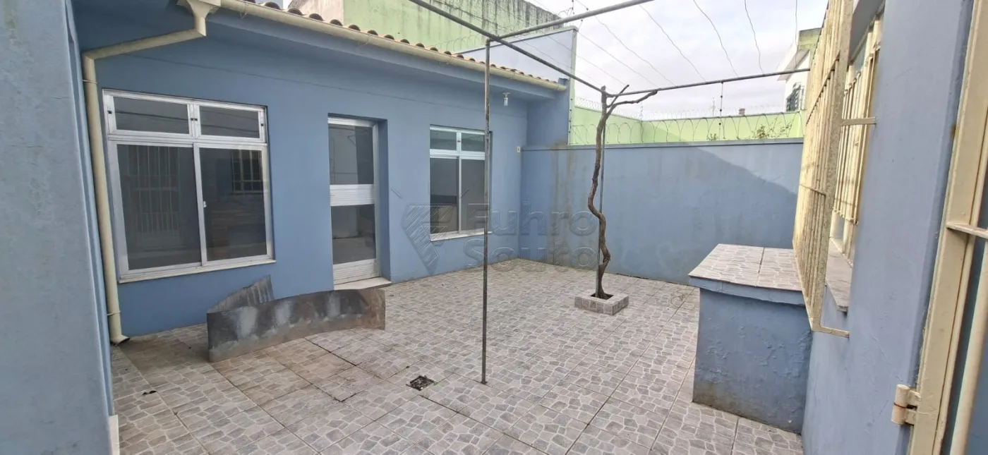Comprar Casa / Padr&atilde;o em Pelotas R$ 890.000,00 - Foto 36