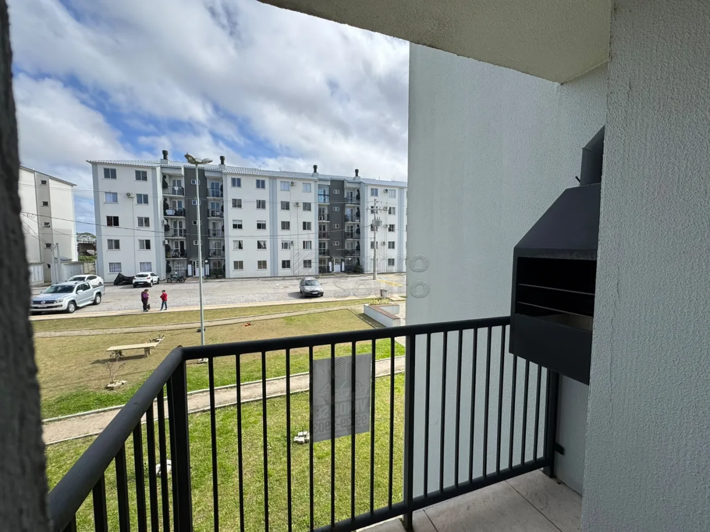 Comprar Apartamento / Padr&atilde;o em Pelotas R$ 180.000,00 - Foto 7