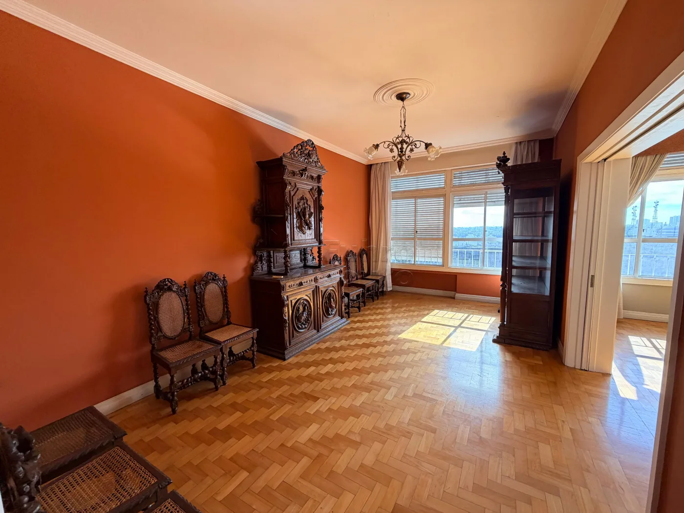 Comprar Apartamento / Padr&atilde;o em Pelotas R$ 530.000,00 - Foto 2