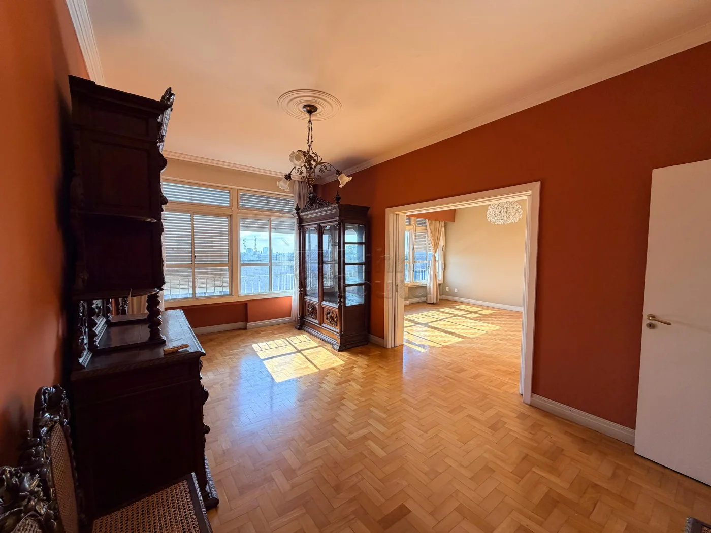 Comprar Apartamento / Padr&atilde;o em Pelotas R$ 530.000,00 - Foto 4