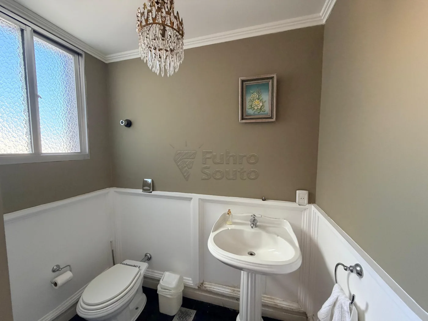 Comprar Apartamento / Padr&atilde;o em Pelotas R$ 530.000,00 - Foto 9