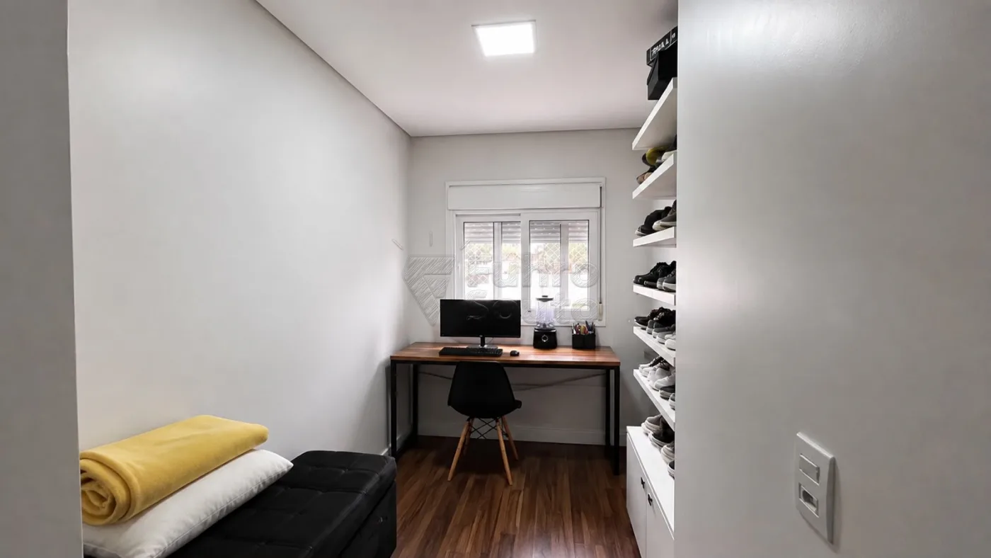 Comprar Casa / Padr&atilde;o em Pelotas R$ 670.000,00 - Foto 4