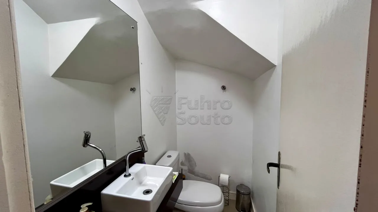 Comprar Casa / Padr&atilde;o em Pelotas R$ 670.000,00 - Foto 6