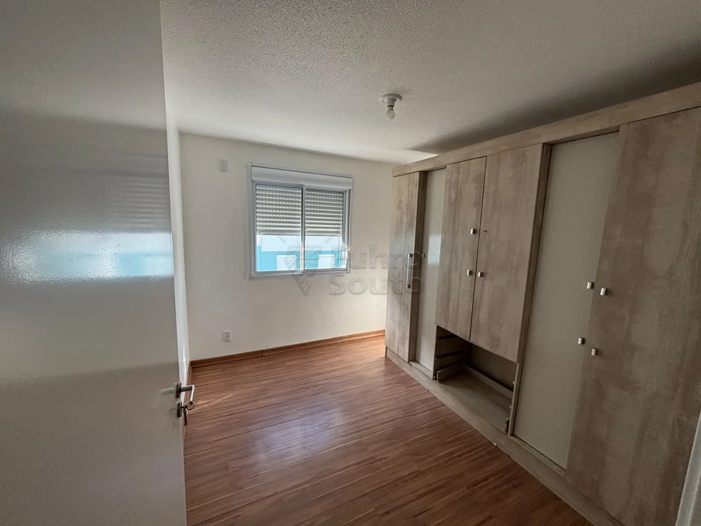 Comprar Apartamento / Padr&atilde;o em Pelotas R$ 160.000,00 - Foto 7