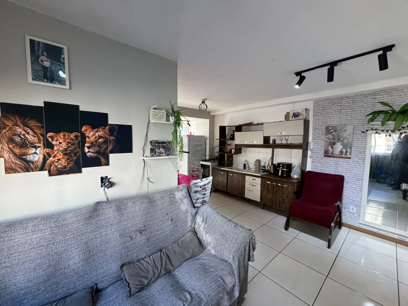 Comprar Apartamento / Padr&atilde;o em Pelotas R$ 160.000,00 - Foto 2