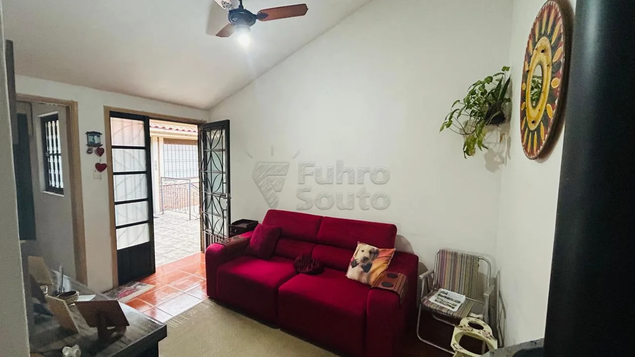 Comprar Apartamento / Padr&atilde;o em Pelotas R$ 217.000,00 - Foto 3
