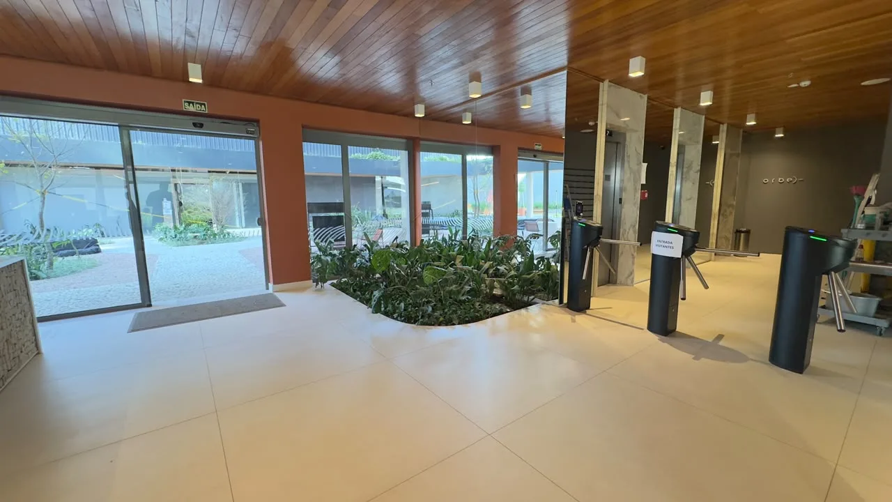 Comprar Comercial / Sala em Condom&iacute;nio em Pelotas R$ 295.000,00 - Foto 4