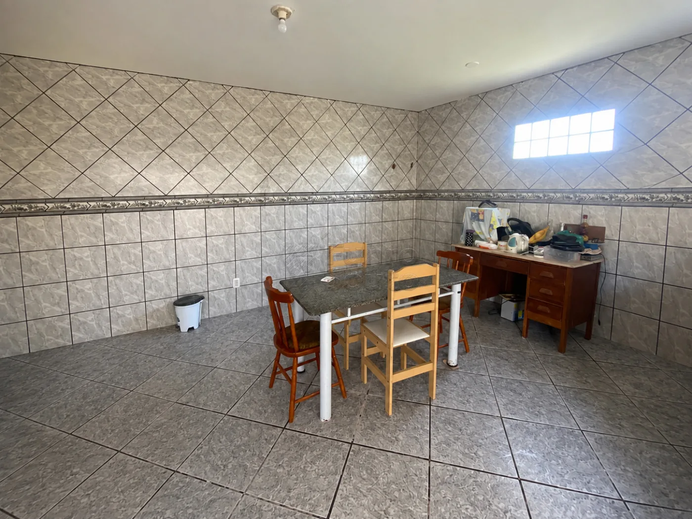 Comprar Casa / Padr&atilde;o em Pelotas R$ 380.000,00 - Foto 2