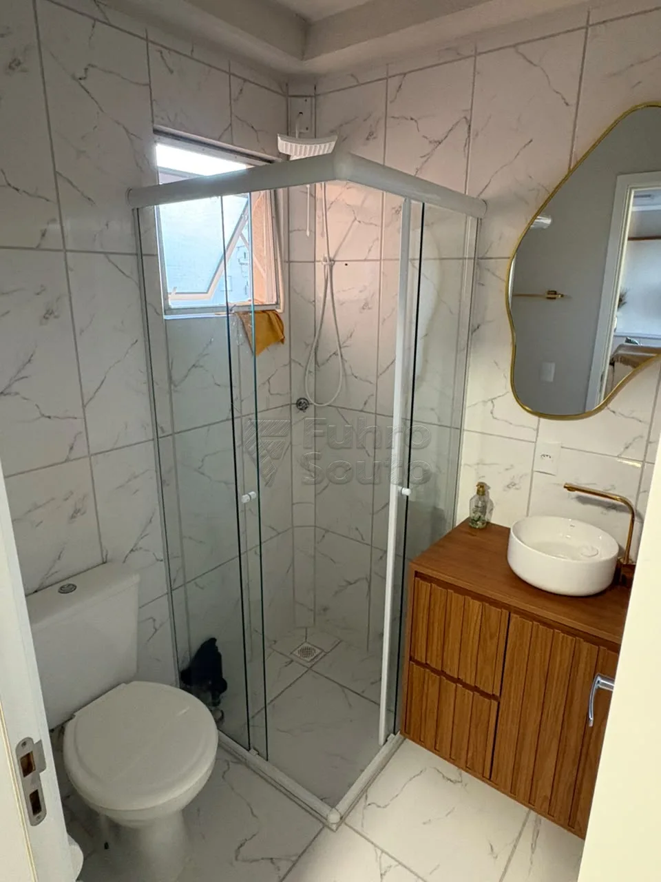 Comprar Apartamento / Padr&atilde;o em Pelotas R$ 195.000,00 - Foto 3