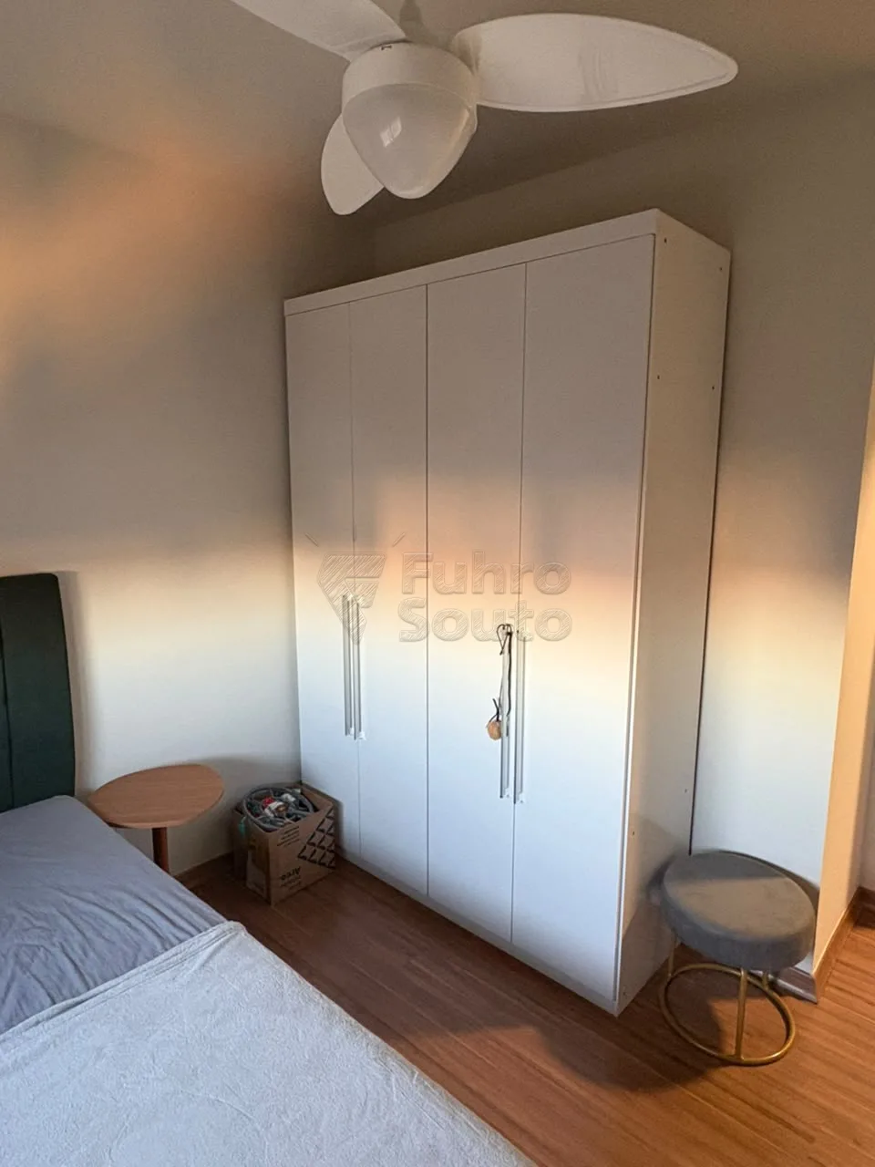 Comprar Apartamento / Padr&atilde;o em Pelotas R$ 195.000,00 - Foto 6