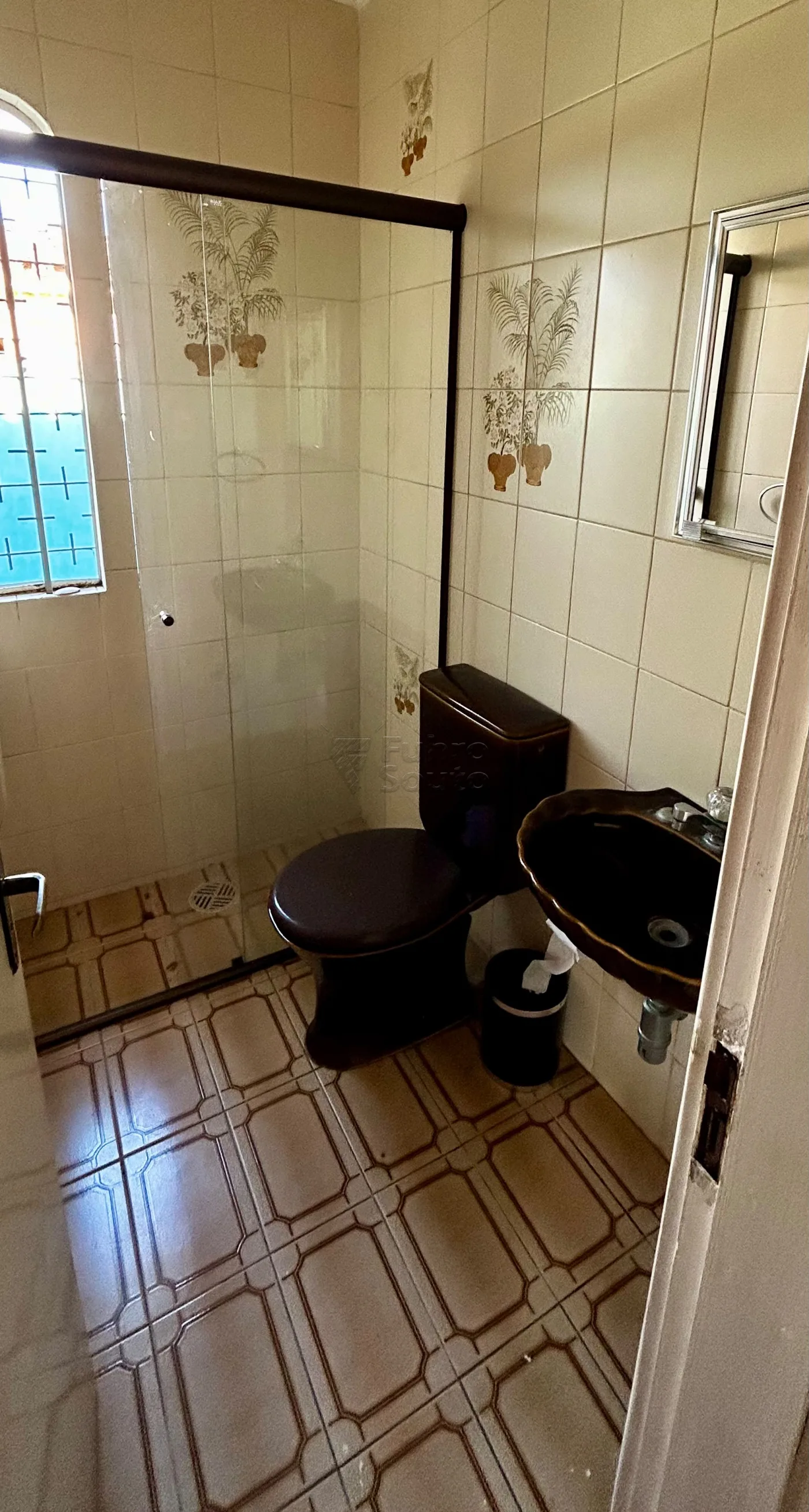 Comprar Casa / Padr&atilde;o em Pelotas R$ 583.000,00 - Foto 7