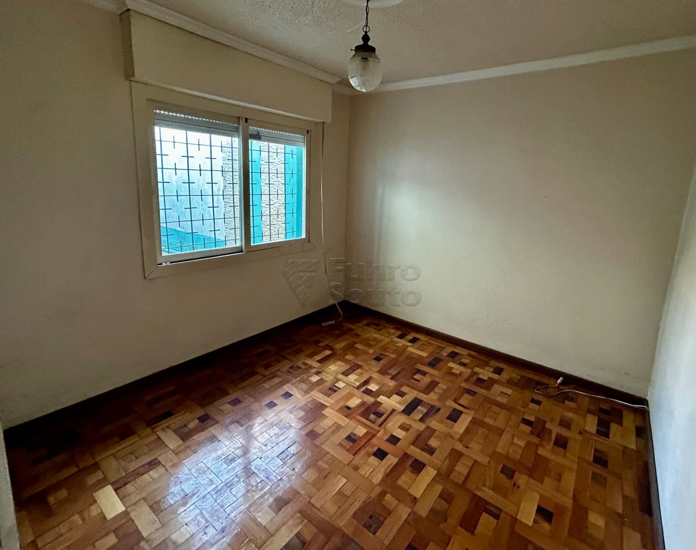 Comprar Casa / Padr&atilde;o em Pelotas R$ 583.000,00 - Foto 8