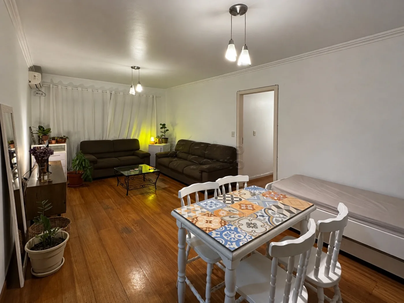 Comprar Apartamento / Padr&atilde;o em Pelotas R$ 380.000,00 - Foto 1