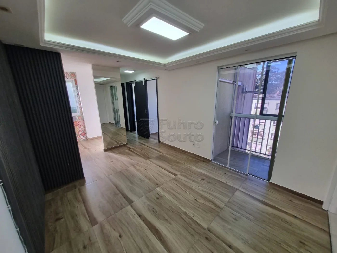 Comprar Apartamento / Padr&atilde;o em Pelotas R$ 170.000,00 - Foto 9