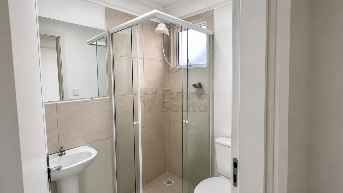 Comprar Apartamento / Padr&atilde;o em Pelotas R$ 150.000,00 - Foto 1