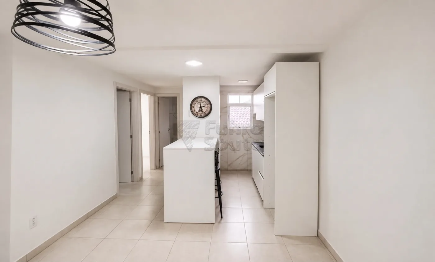 Comprar Apartamento / Padr&atilde;o em Pelotas R$ 150.000,00 - Foto 6