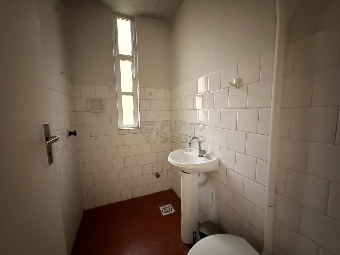 Comprar Apartamento / Padr&atilde;o em Pelotas R$ 185.000,00 - Foto 7