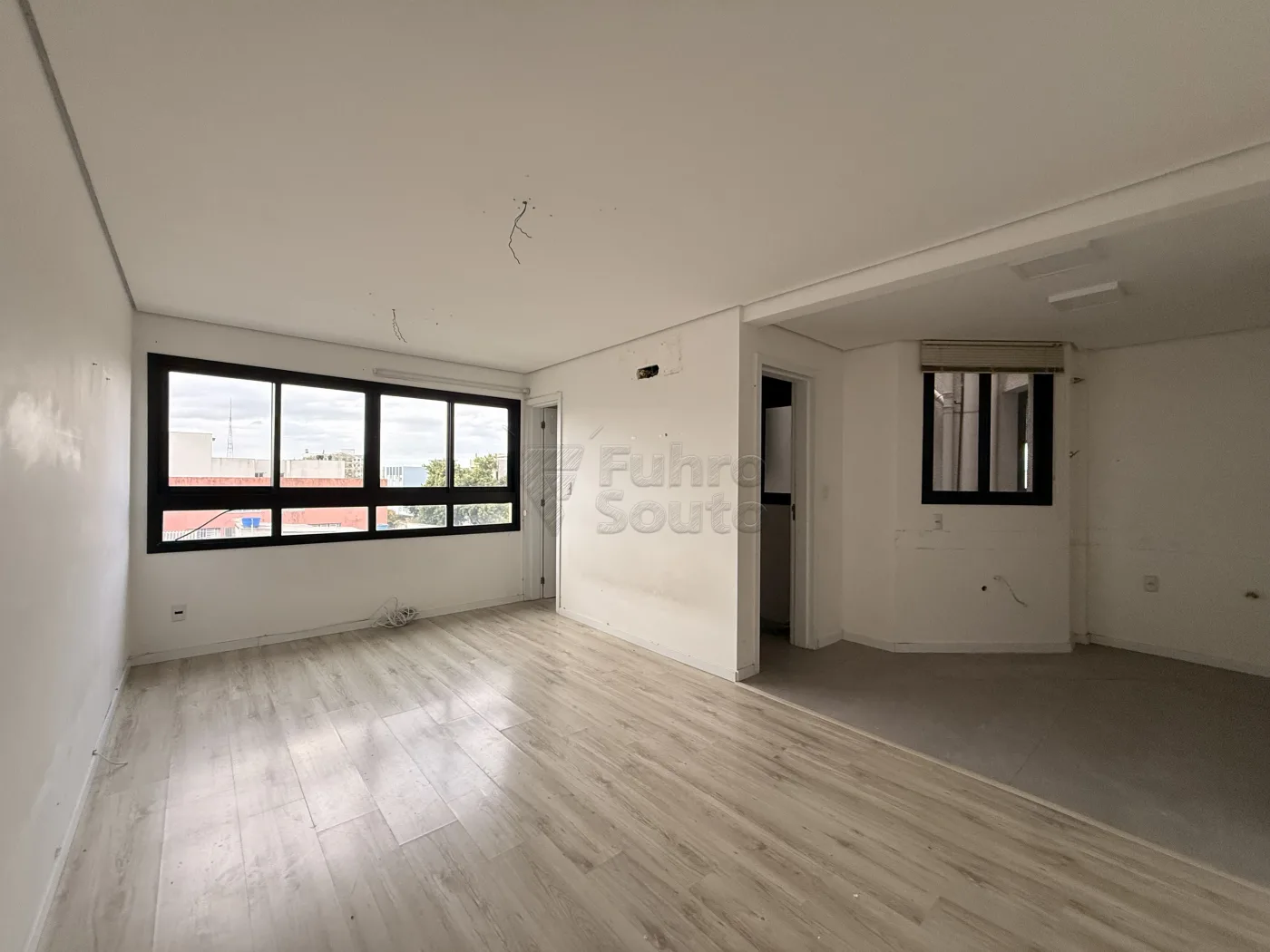 Comprar Apartamento / Padr&atilde;o em Pelotas R$ 275.000,00 - Foto 1